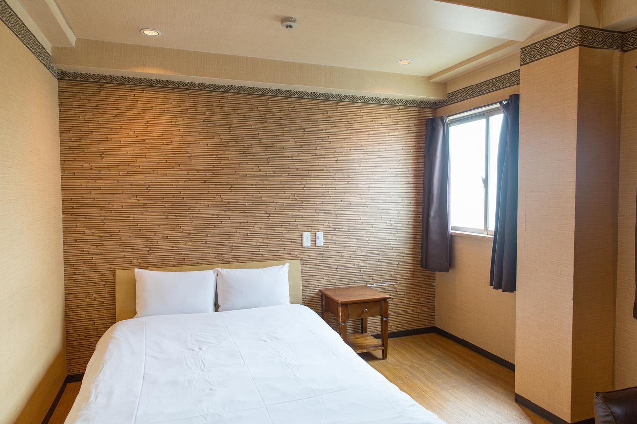 Uehonmachi Plaza Hotel (Adults Only) أوساكا المظهر الخارجي الصورة